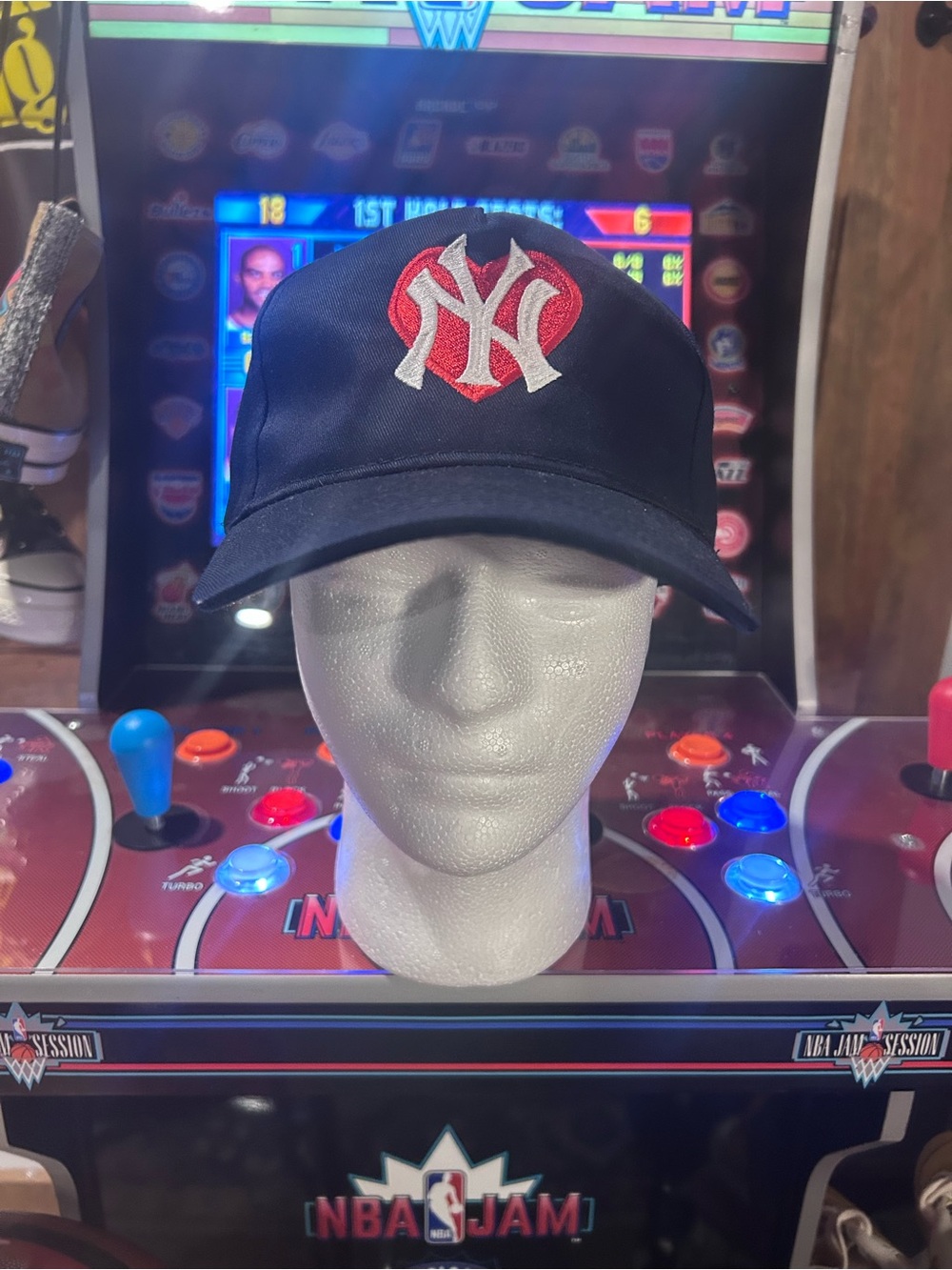New York Yankees Hat Spread Love